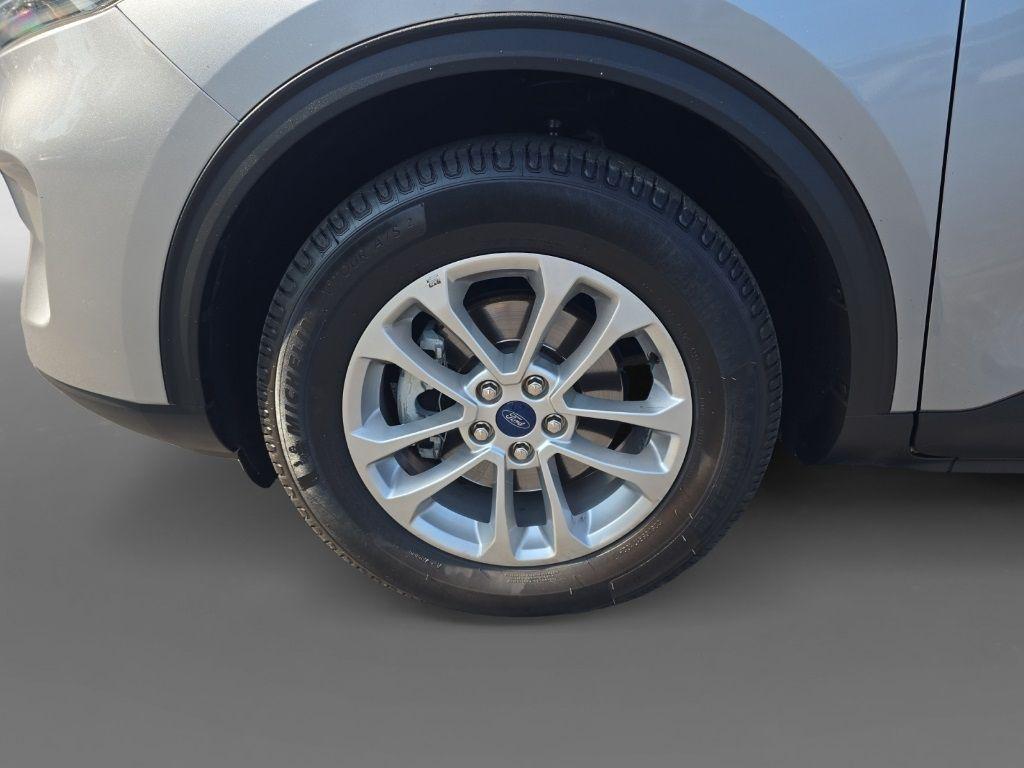 used 2022 Ford Escape car, priced at $18,995