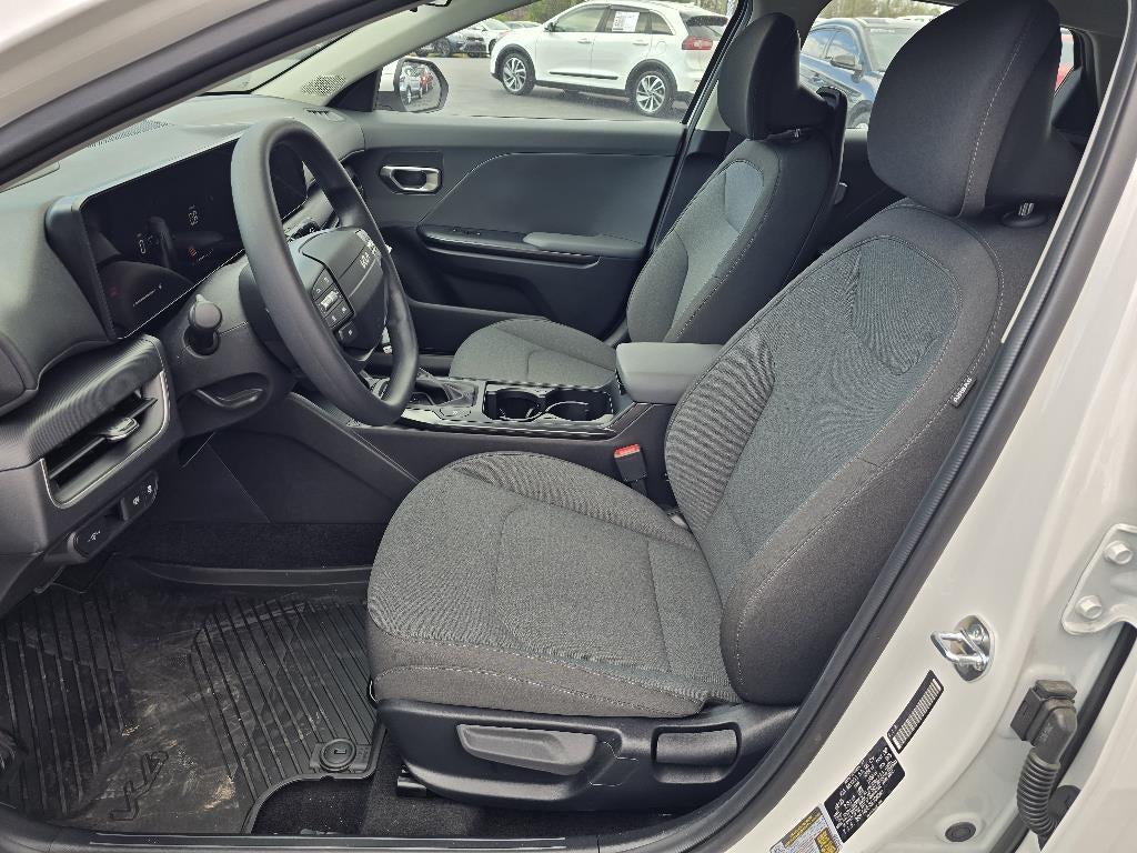 new 2025 Kia K4 car, priced at $23,867