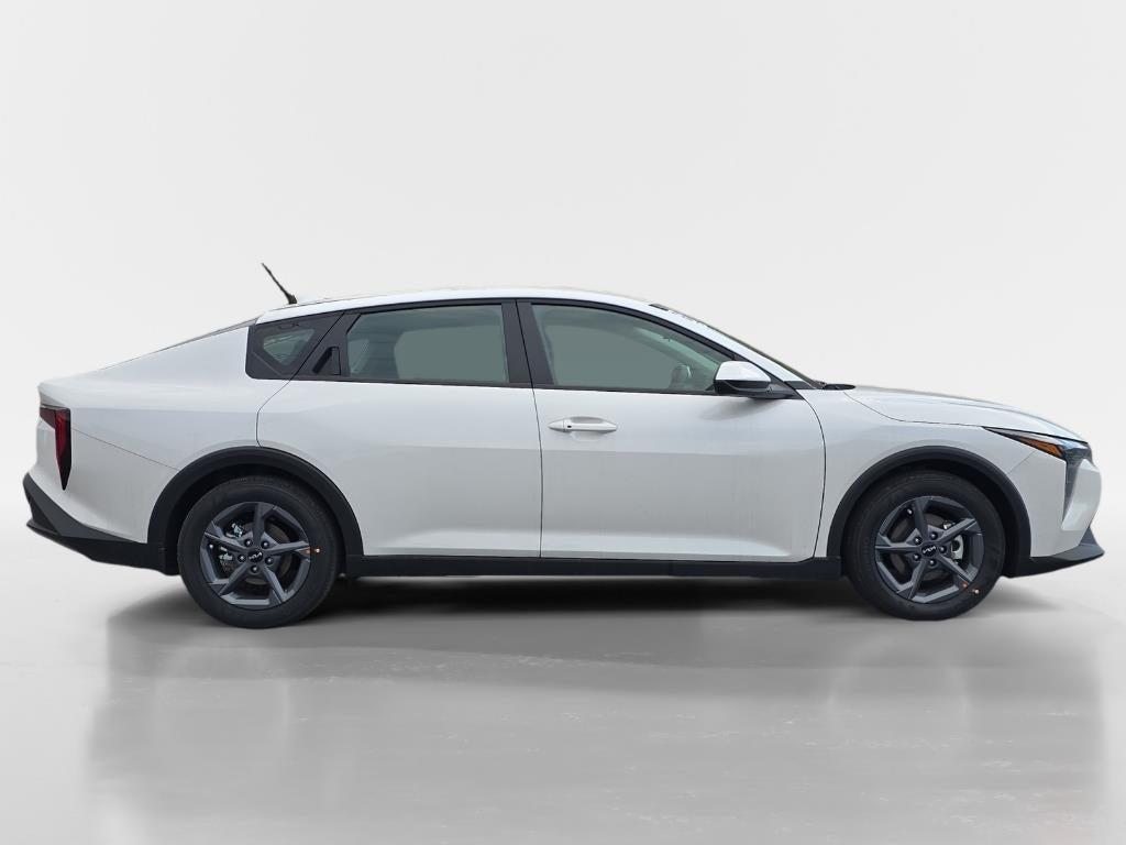new 2025 Kia K4 car, priced at $23,867