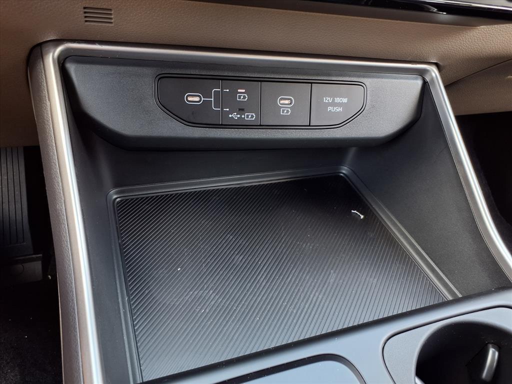 new 2026 Kia Carnival car, priced at $37,973