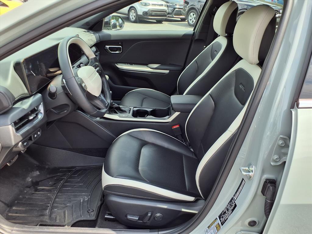 used 2025 Kia K4 car, priced at $28,995