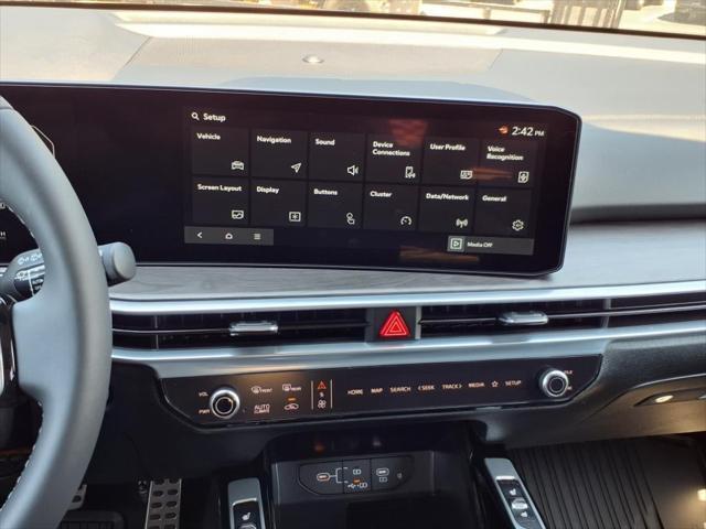 new 2025 Kia Sorento car, priced at $43,475