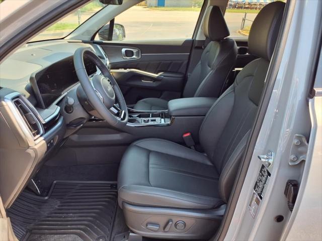 new 2025 Kia Sorento car, priced at $43,475