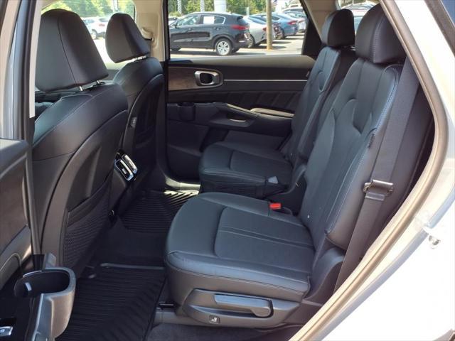 new 2025 Kia Sorento car, priced at $43,475