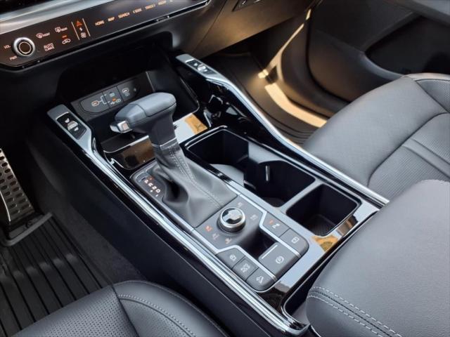 new 2025 Kia Sorento car, priced at $43,475