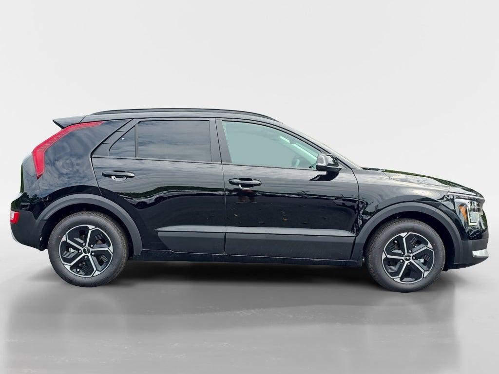new 2025 Kia Niro car, priced at $30,571