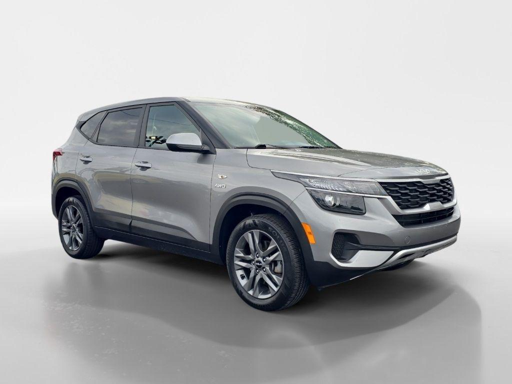 used 2023 Kia Seltos car, priced at $23,995