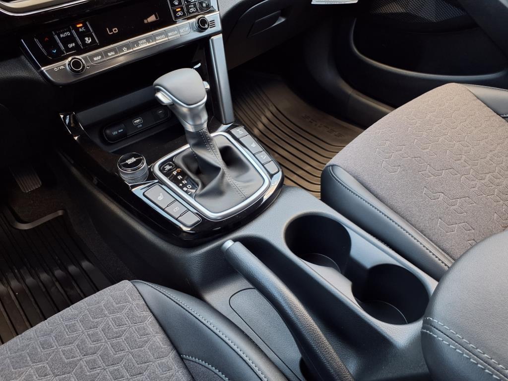 new 2025 Kia Seltos car, priced at $30,608