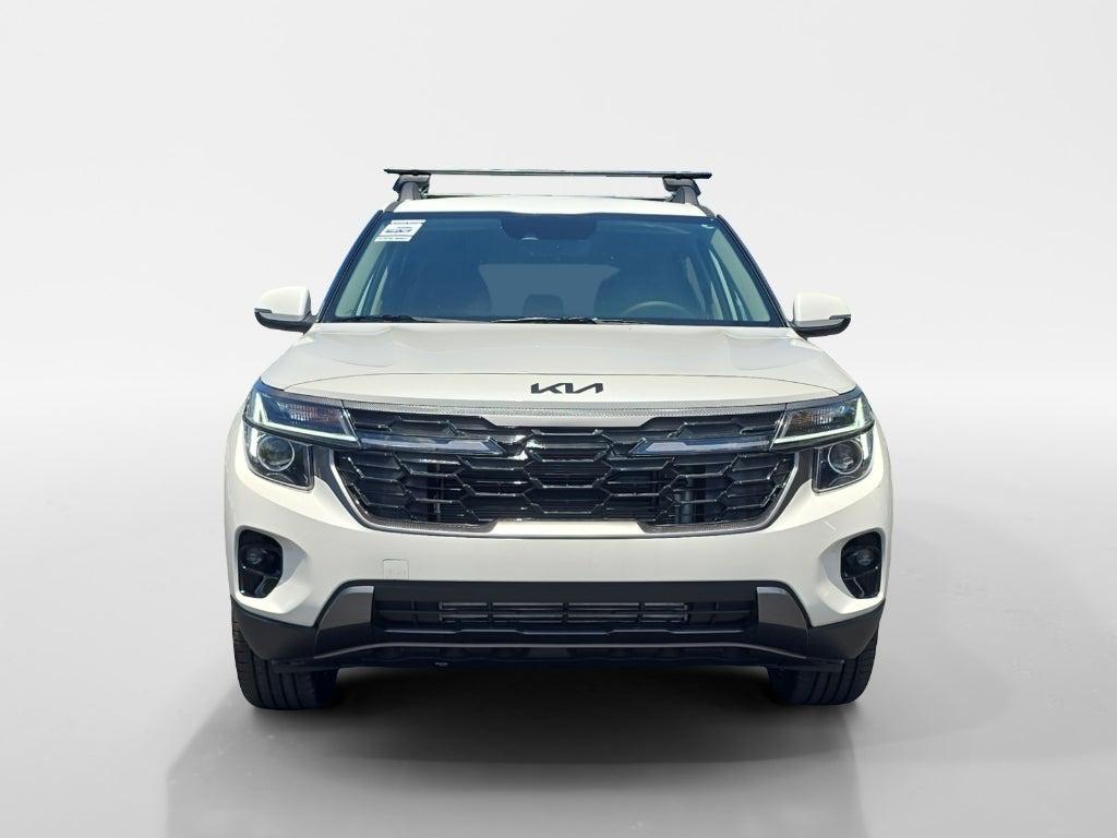 new 2025 Kia Seltos car, priced at $30,608
