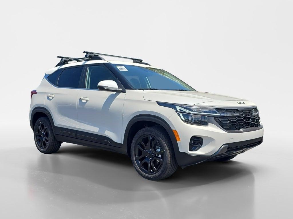 new 2025 Kia Seltos car, priced at $30,608