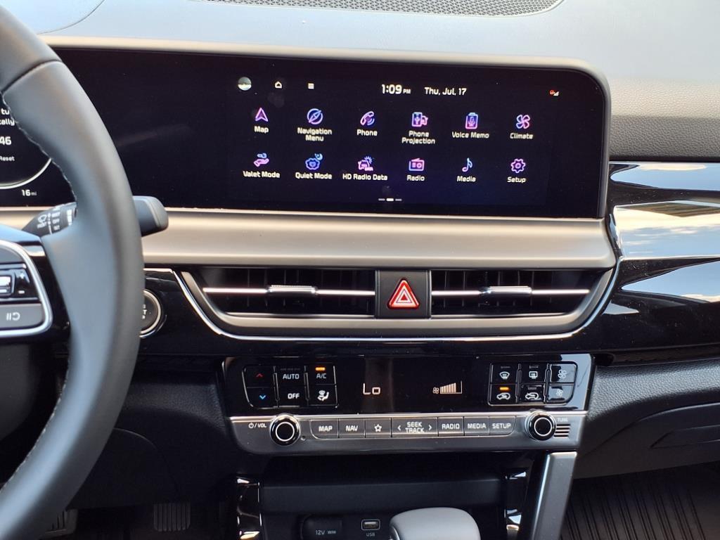 new 2025 Kia Seltos car, priced at $30,608