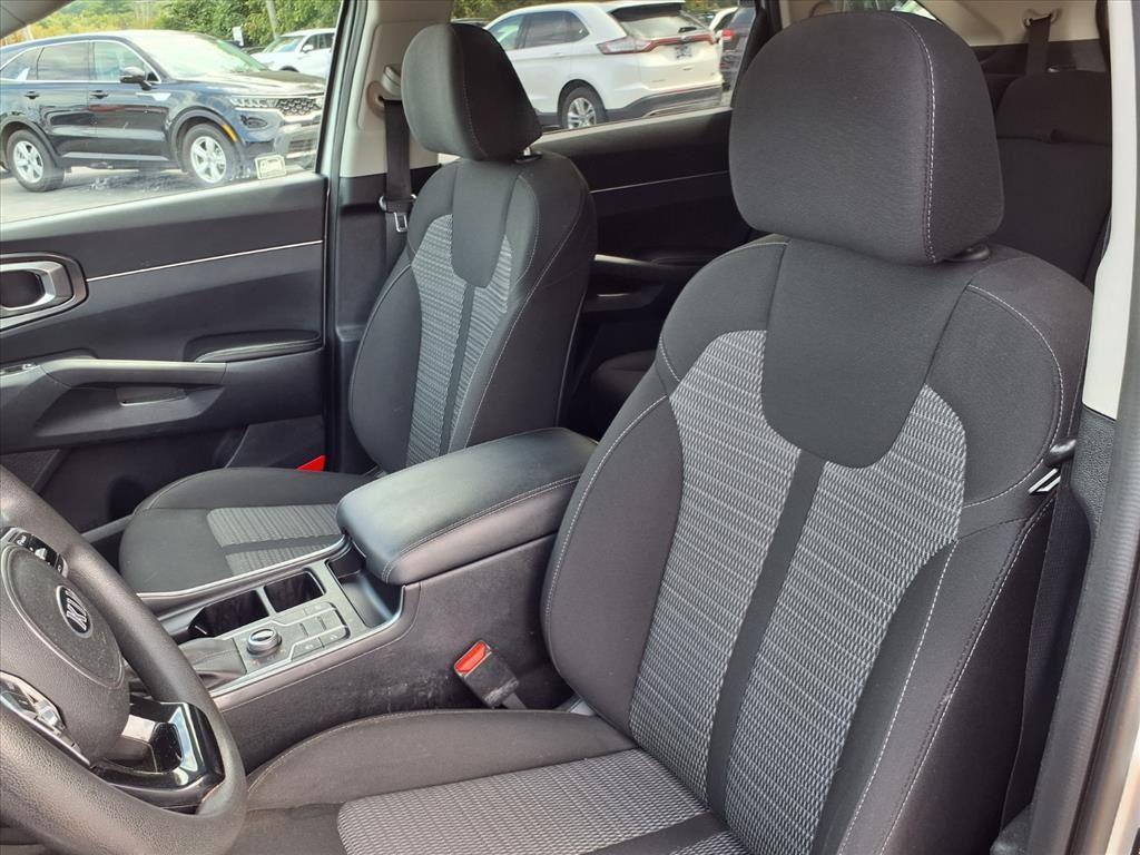 used 2021 Kia Sorento car, priced at $17,995
