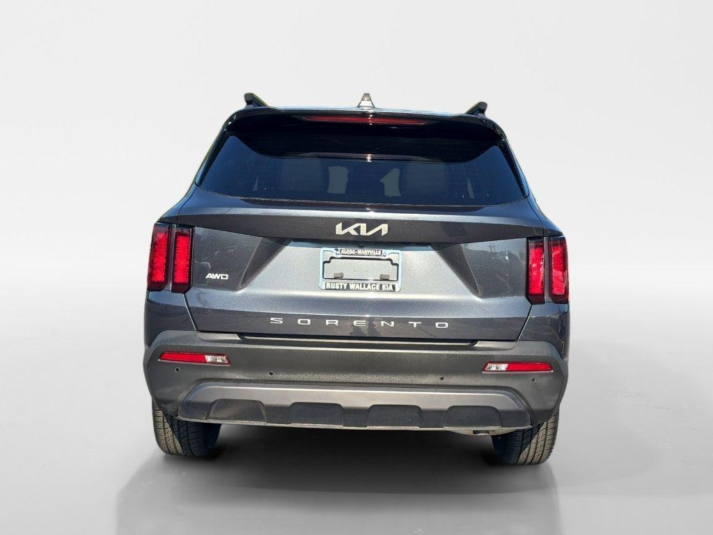 used 2022 Kia Sorento car, priced at $32,495