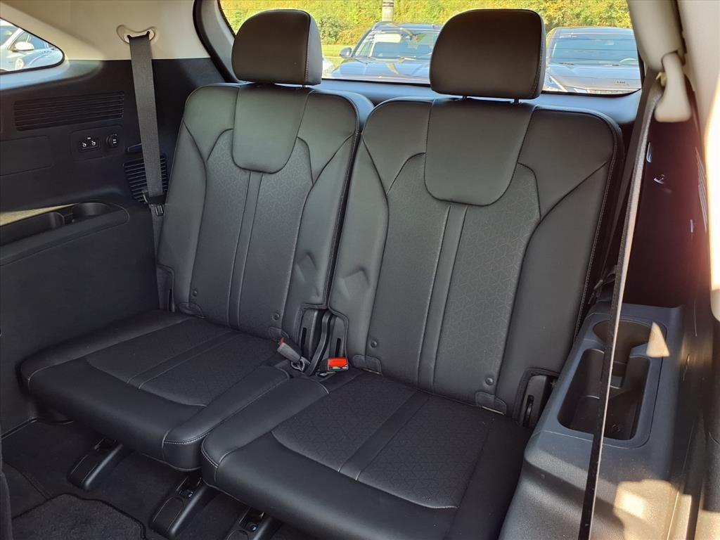 used 2022 Kia Sorento car, priced at $32,495