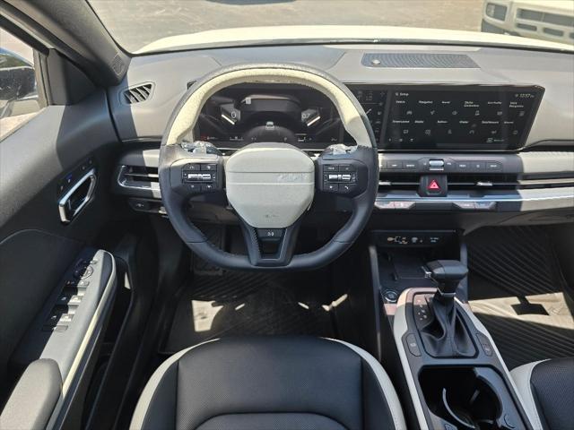 new 2025 Kia K4 car, priced at $27,667