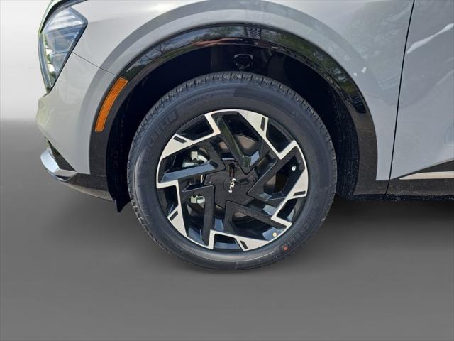 new 2025 Kia Sportage car, priced at $36,755