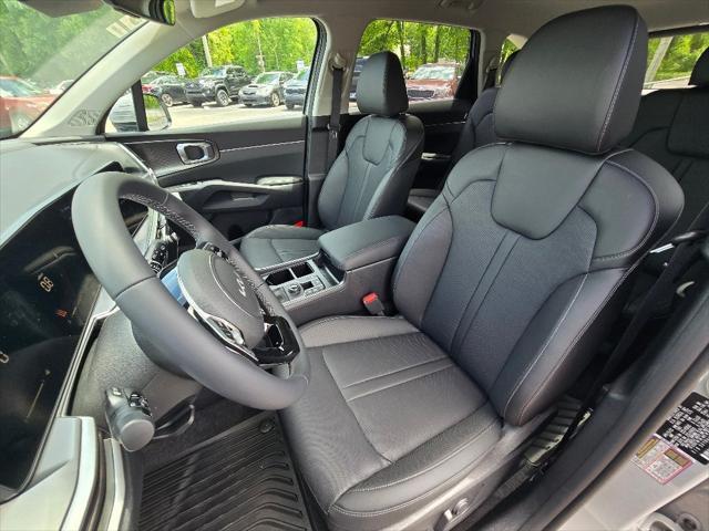 new 2025 Kia Sorento car, priced at $38,075