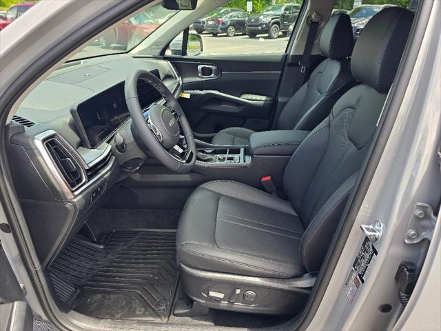 new 2025 Kia Sorento car, priced at $38,075
