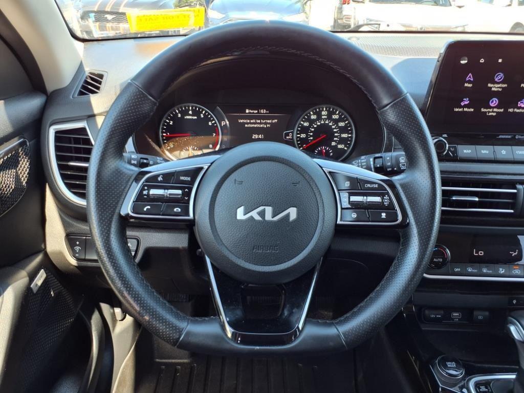 used 2023 Kia Seltos car, priced at $25,995