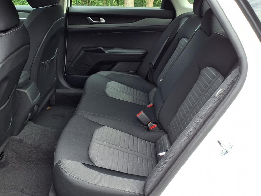new 2025 Kia K5 car, priced at $27,984