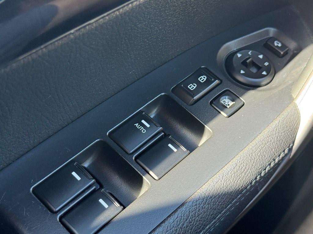 used 2015 Kia Sorento car, priced at $9,995