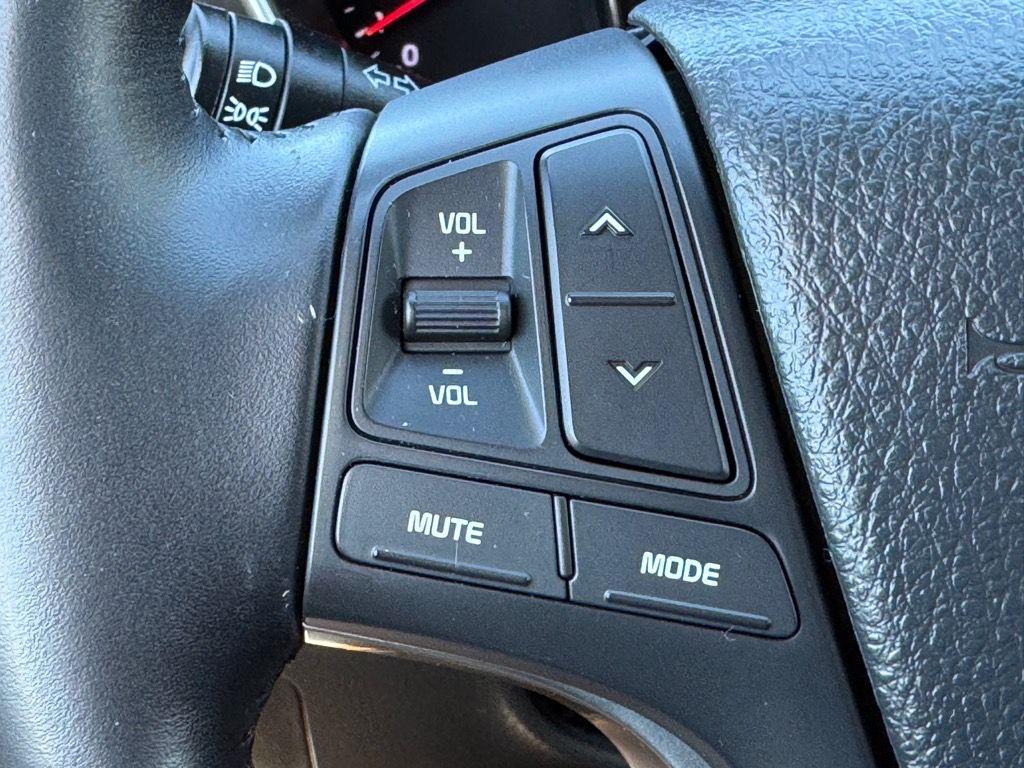 used 2015 Kia Sorento car, priced at $9,995