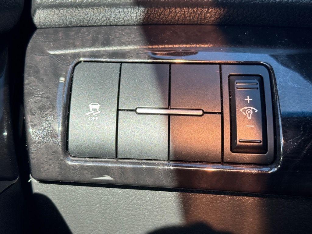 used 2015 Kia Sorento car, priced at $9,995