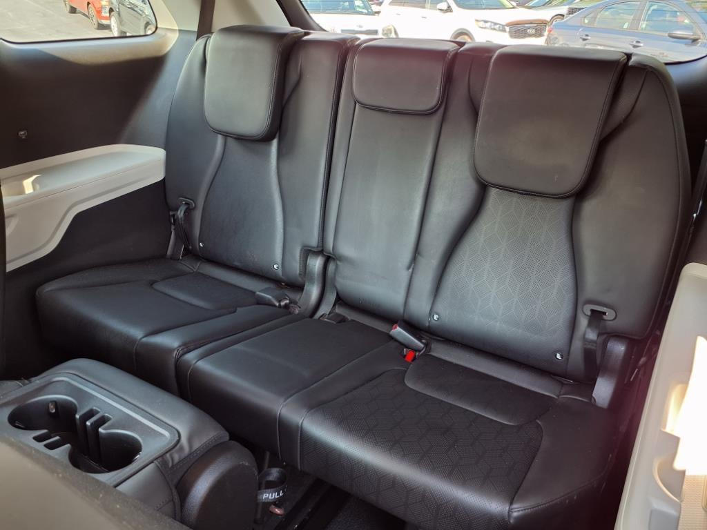 used 2022 Kia Carnival car, priced at $30,990