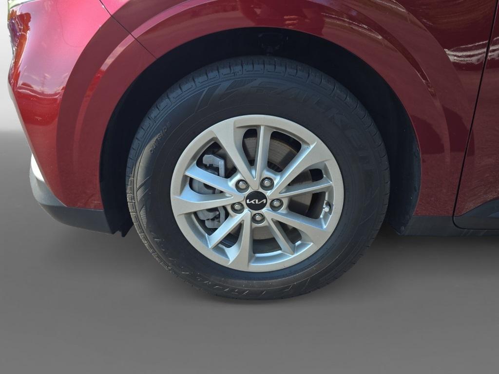 used 2022 Kia Carnival car, priced at $30,990
