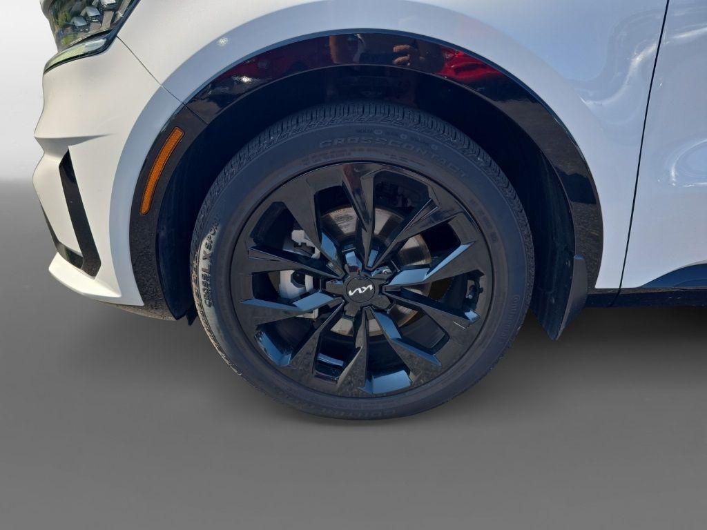 used 2022 Kia Sorento car, priced at $33,995