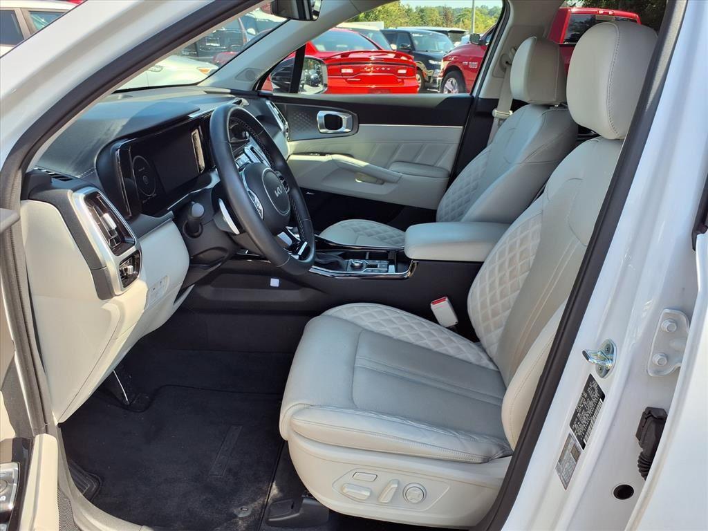 used 2022 Kia Sorento car, priced at $33,995