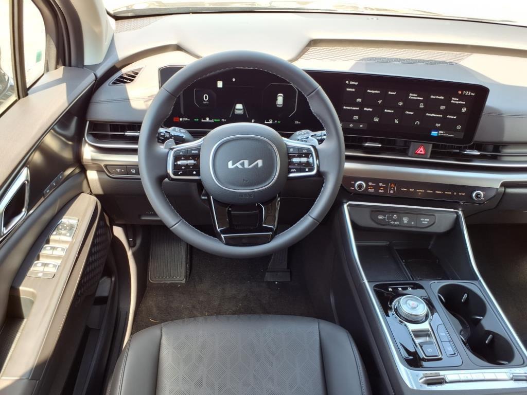 new 2026 Kia Carnival Hybrid car, priced at $48,323