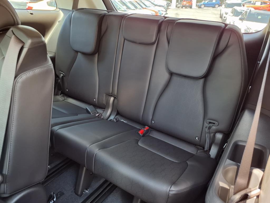 new 2026 Kia Carnival Hybrid car, priced at $48,323