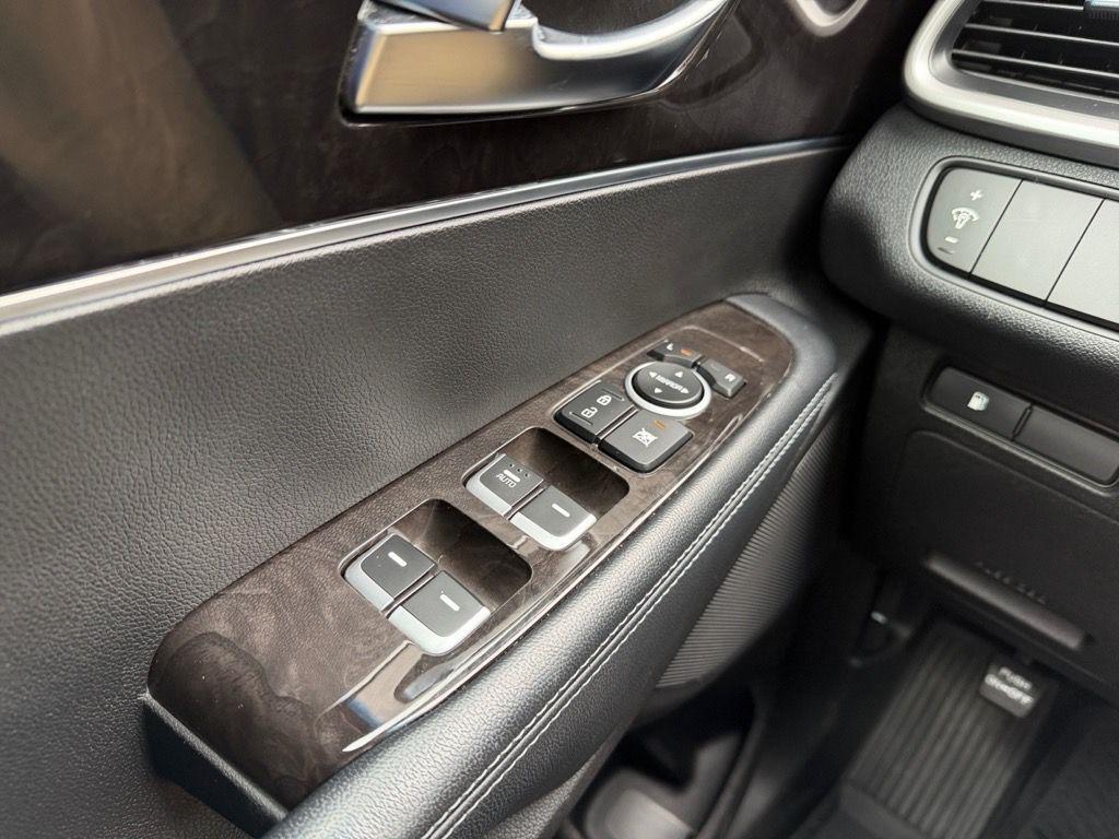 used 2018 Kia Sorento car, priced at $12,850