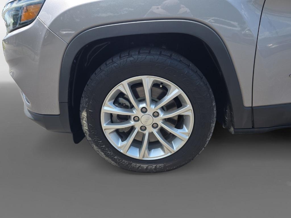 used 2019 Jeep Cherokee car, priced at $17,995