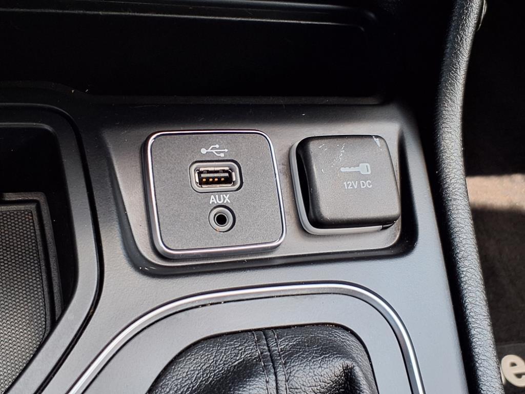 used 2019 Jeep Cherokee car, priced at $17,995