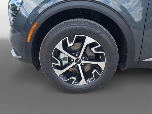 new 2025 Kia Sportage Hybrid car, priced at $34,887