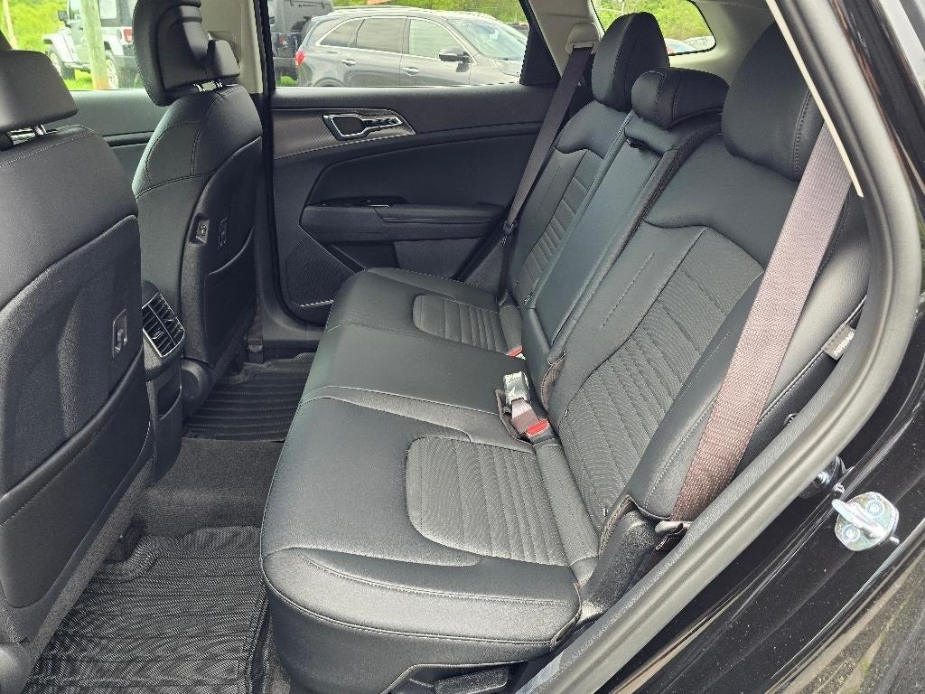 new 2025 Kia Sportage Hybrid car, priced at $37,937