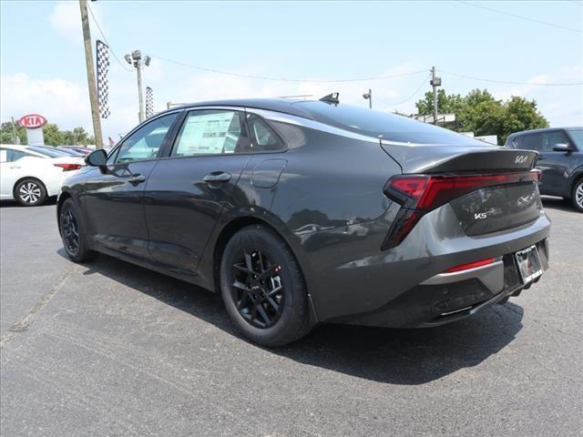 new 2025 Kia K5 car, priced at $27,135