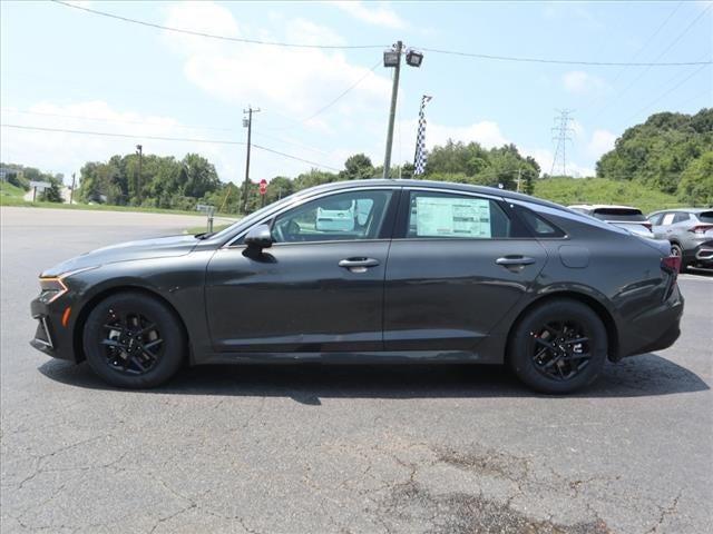 new 2025 Kia K5 car, priced at $27,135