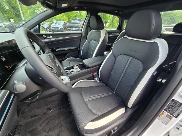 new 2025 Kia K5 car, priced at $30,834