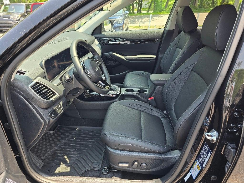 new 2025 Kia Seltos car, priced at $30,038