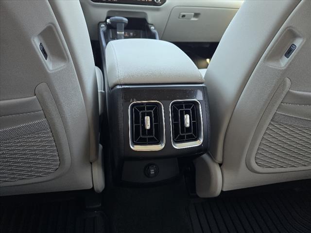 new 2025 Kia Sorento car, priced at $41,735