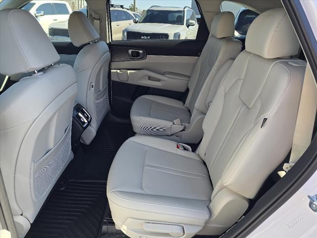 new 2025 Kia Sorento car, priced at $41,735