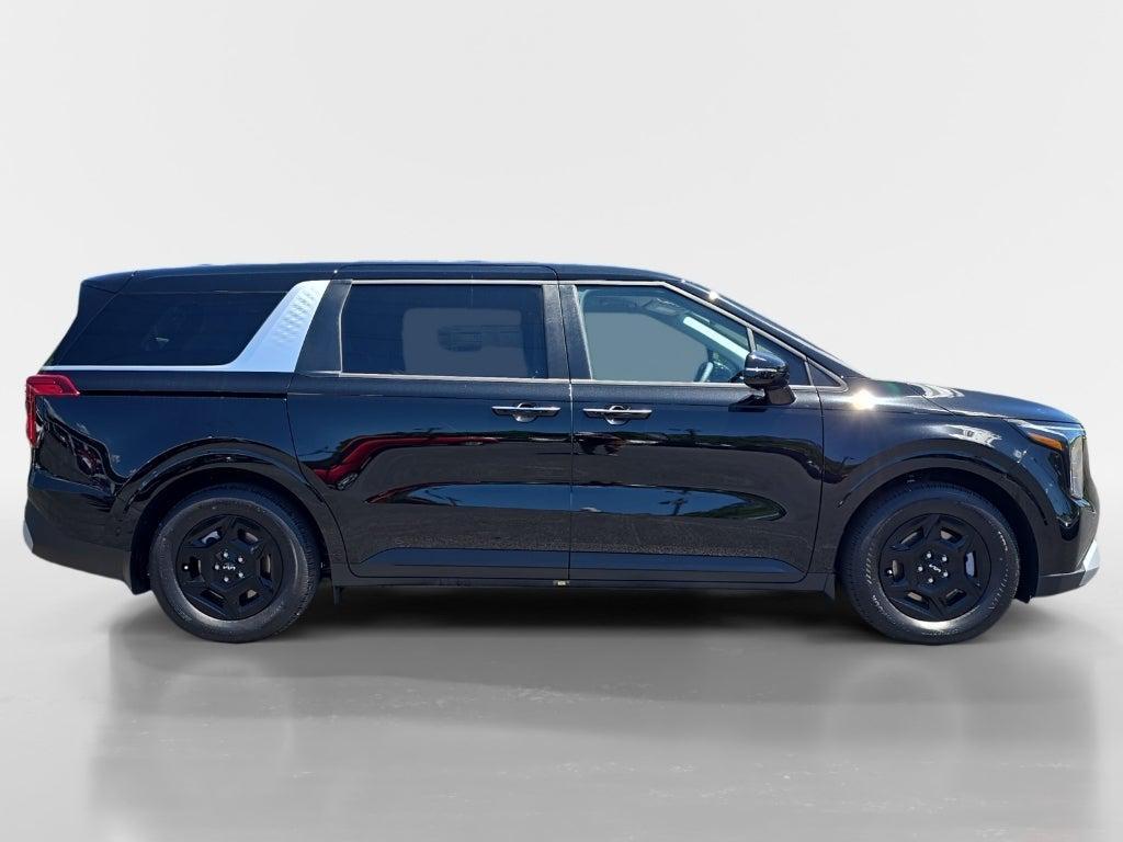 new 2025 Kia Carnival car, priced at $39,017