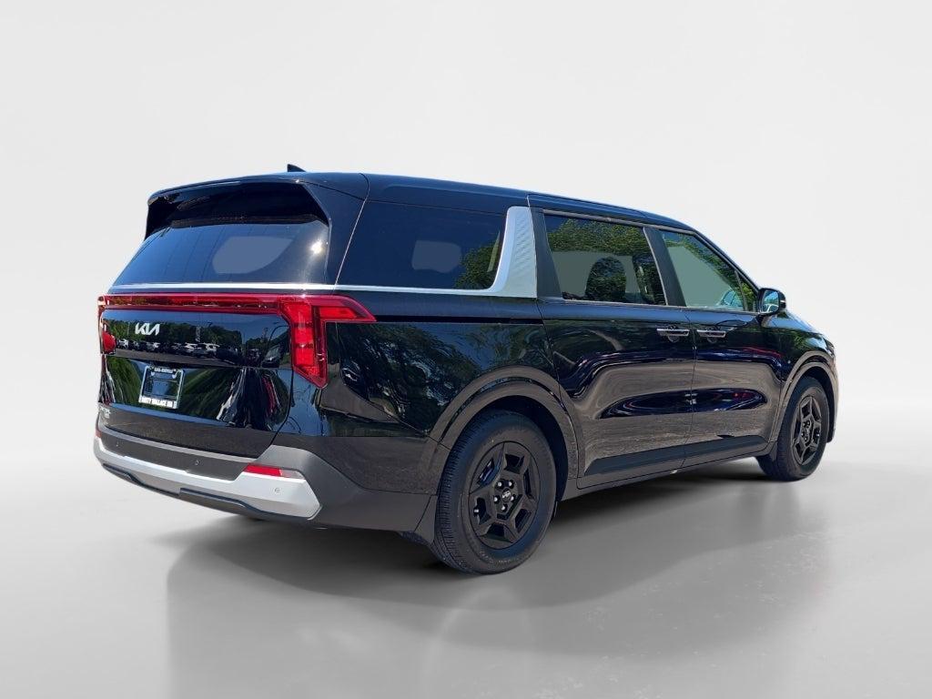 new 2025 Kia Carnival car, priced at $39,017