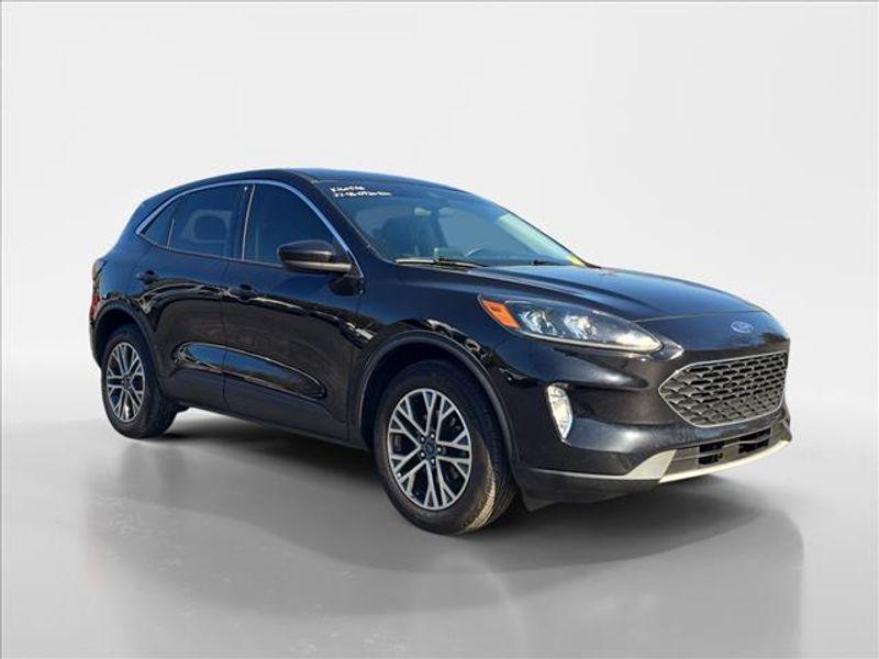 used 2022 Ford Escape car, priced at $21,995