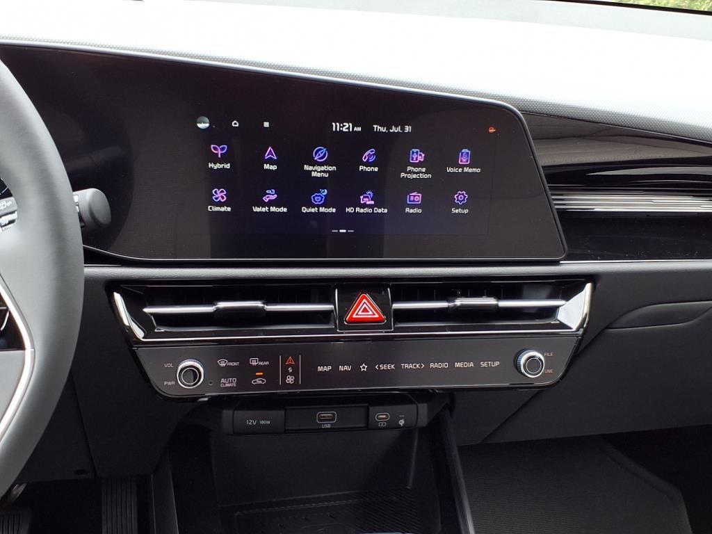 new 2025 Kia Niro car, priced at $33,236
