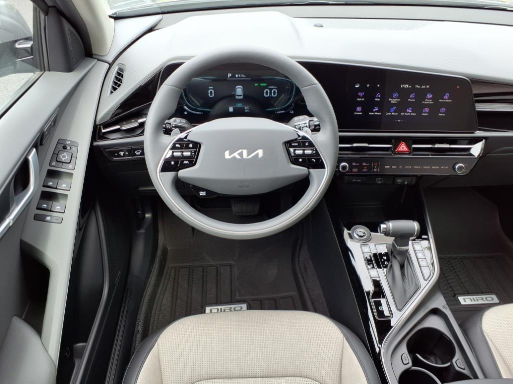 new 2025 Kia Niro car, priced at $33,236