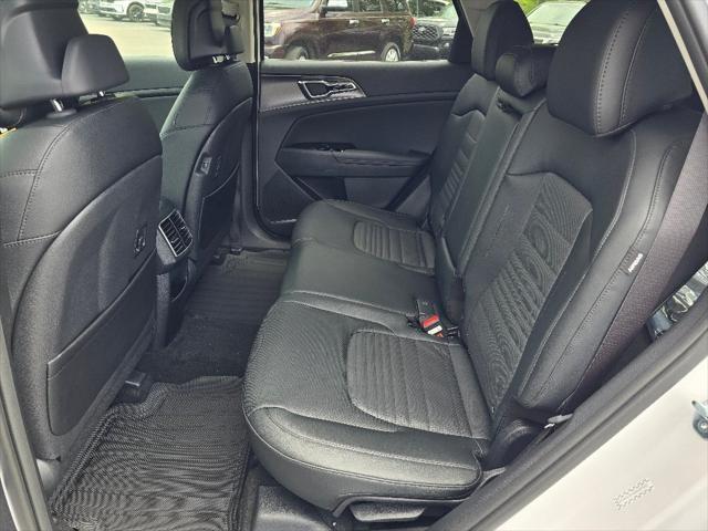 new 2025 Kia Sportage car, priced at $37,330